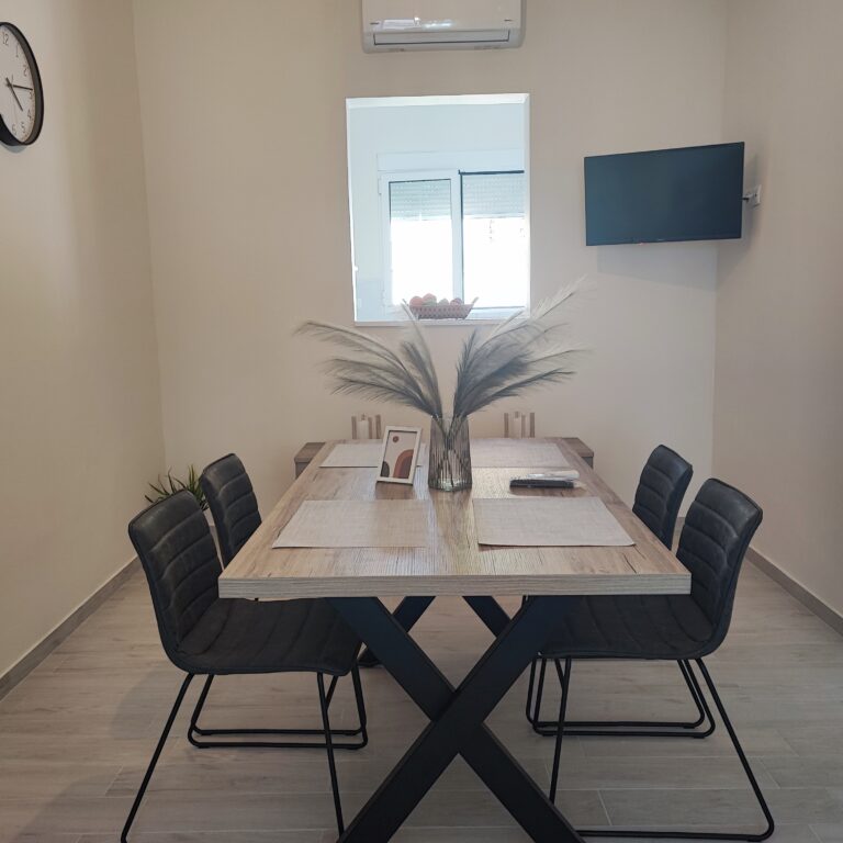 Πολυτελή Διαμερίσματα Στην Πάτρα για βραχυχρόνια μίσθωση ( aibnbq